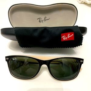 Ray-Ban New Wayfarer Color Mix- Black and Tan - Excellent Condition